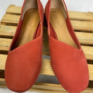 Coral Corso Como Comfort Flats w/gel insole Sz 6